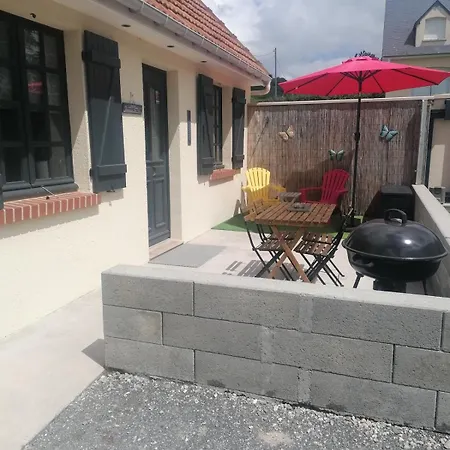 De L'yeres Holiday home *